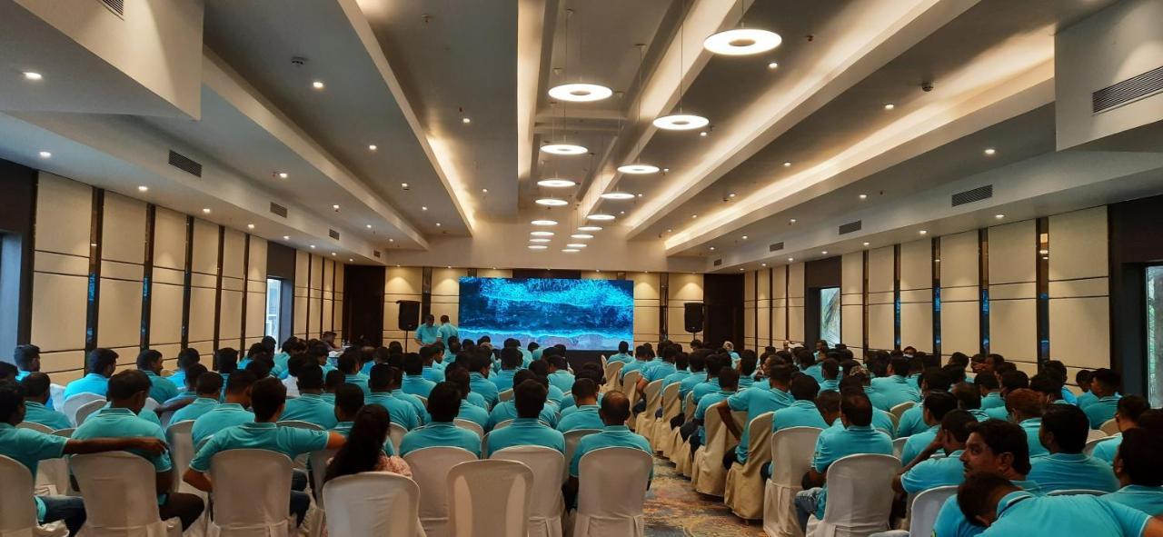 Sea Breeze Max Resort & Spa Маргао Экстерьер фото