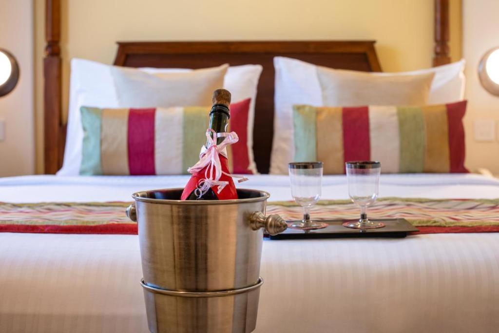 Sea Breeze Max Resort & Spa Маргао Экстерьер фото